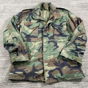 Vintage US Army M65 Field Jacket Mens Small Short Woodland Camo Hooded 90s